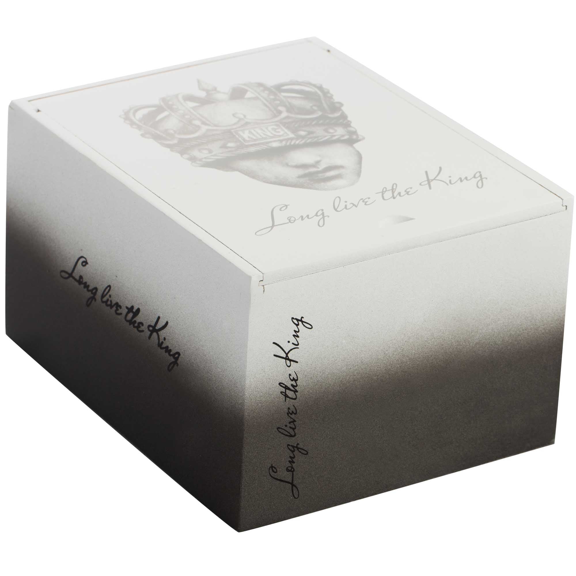 Long Live the King Zigarre im Toro Format Box 24 geschlossen