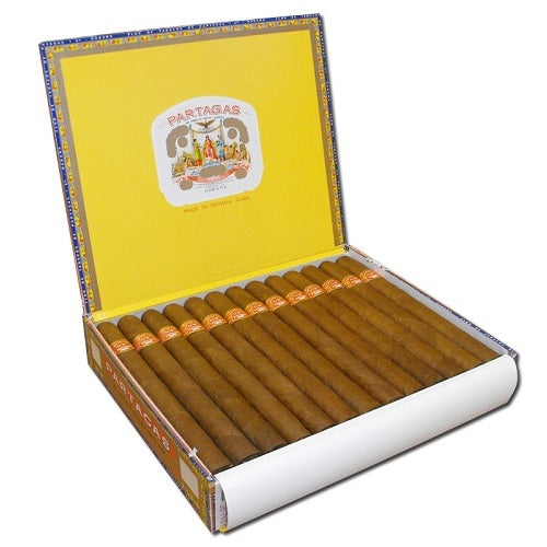 Partagas Lusitanas Zigarren im Double Corona Format 25er Box geöffnet