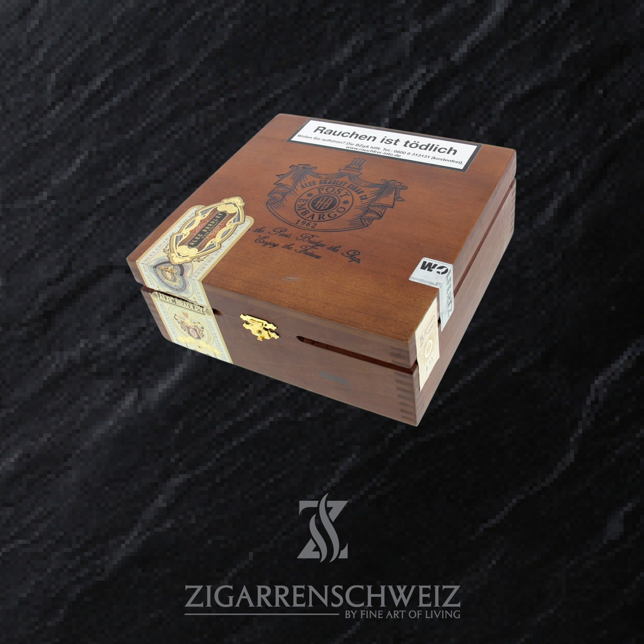geschlossene Kiste Alec Bradley Post Embargo Zigarren im Lancero Format