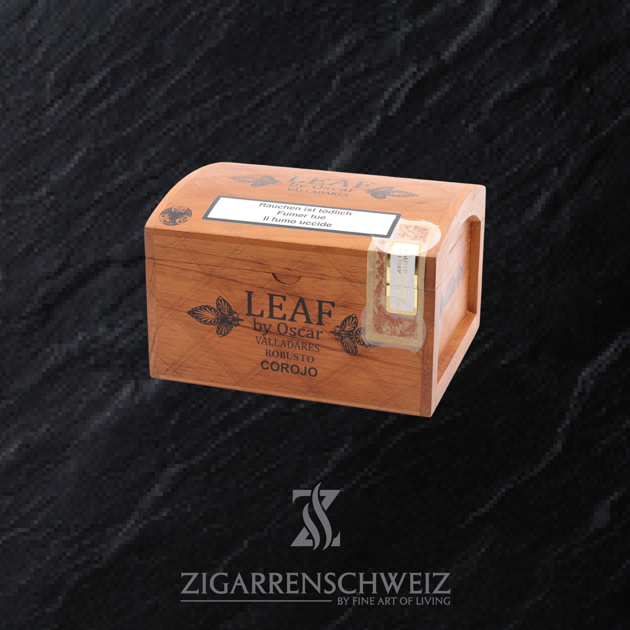 geschlossene Kiste The Leaf by Oscar Valladares Corojo Zigarren im Robusto Format