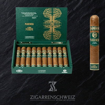 Plasencia Alma Fuerte Colorado Claro Robustus II, geöffnete 10er Zigarrenkiste mit Blick auf die Robusto Grande Zigarren in hellem Colorado-Claro-Deckblatt