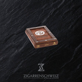 Plasencia Reserva Original Zigarren Sampler, geschlossene Sampler Box aus dunkel lackiertem Holz