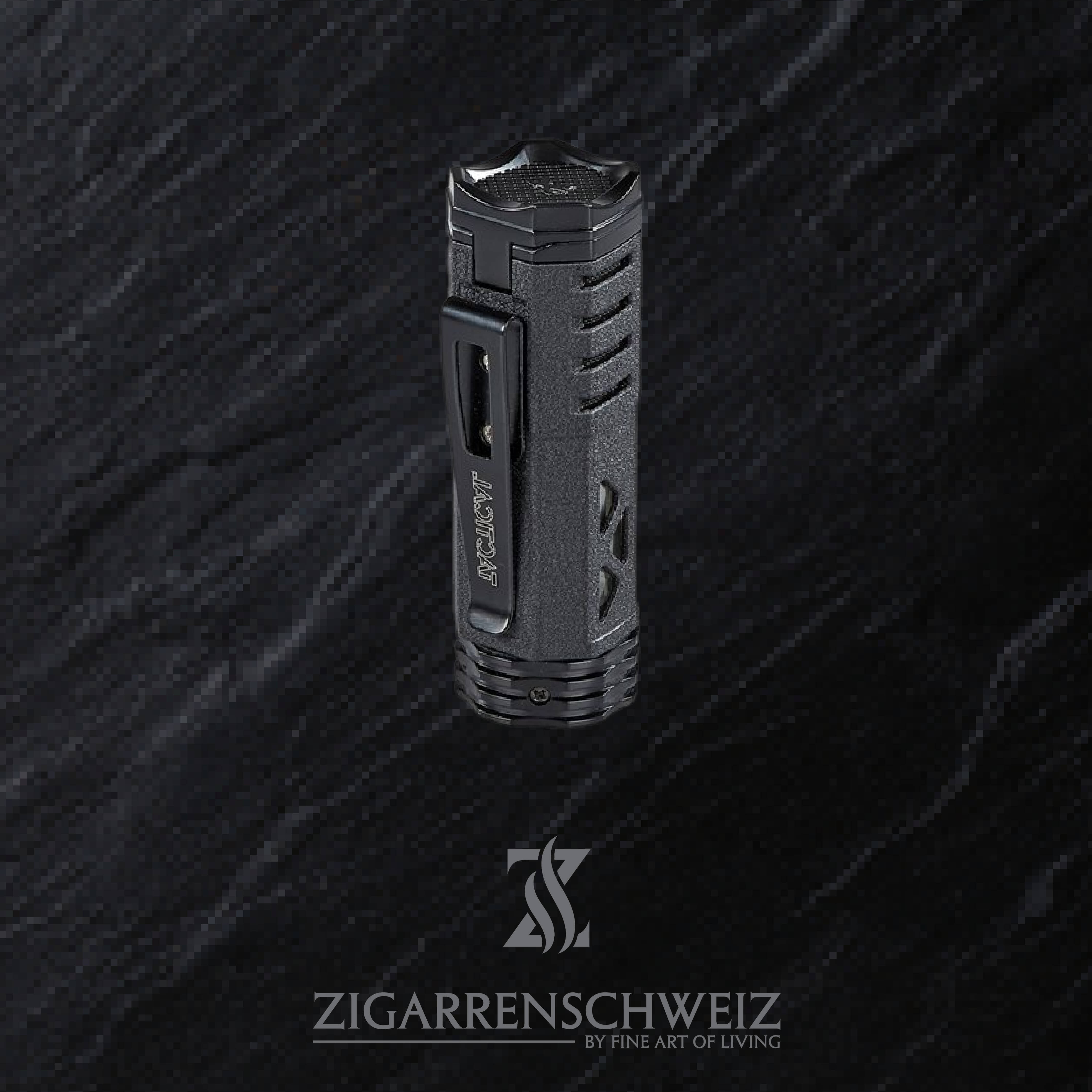 Xikar Tactical 1 Single Jet Flame Feuerzeug für Zigarren, Gurt-Clip + Zigarren Stand / Farbe: Schwarz