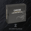 Camacho Limited Edition 2026 Kiste geschlossen von der Seite mit weiss-goldenem Branding