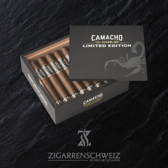 Camacho Limited Edition 2026 Holzkiste geöffnet mit 15 handgerollten Perfecto Zigarren