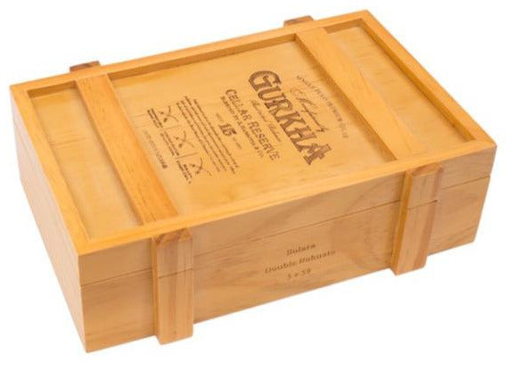 Gurkha Cellar Reserve 15 Years aged Zigarre im Robusto Format Box für 20 Zigarren.