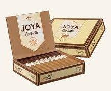 Foto Joya de Nicaragua Cabinetta Belicoso Zigarren Box geoffnet