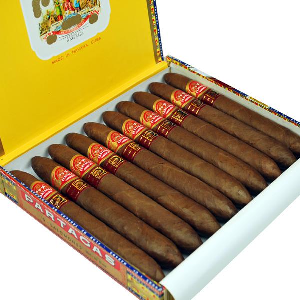 Partagas Zigarren im Salomones Format 10er Box geöffnet
