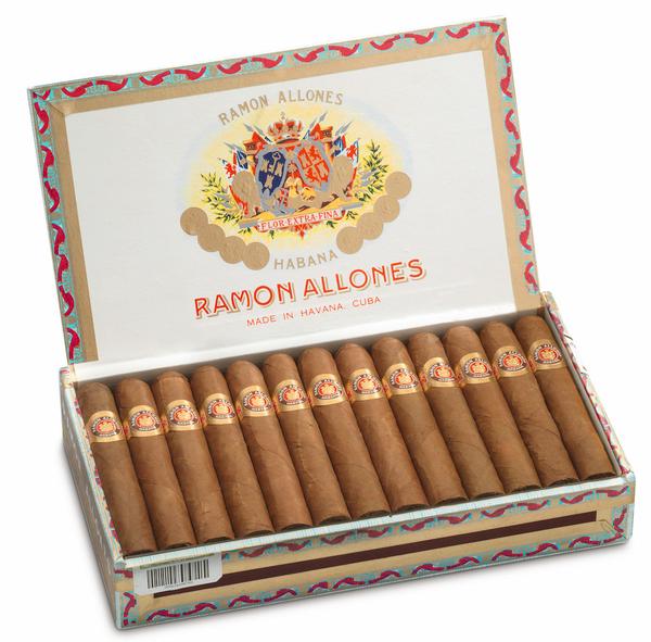 Ramon Allones Small Club Zigarre im Petit Corona Format 25er Box geöffnet